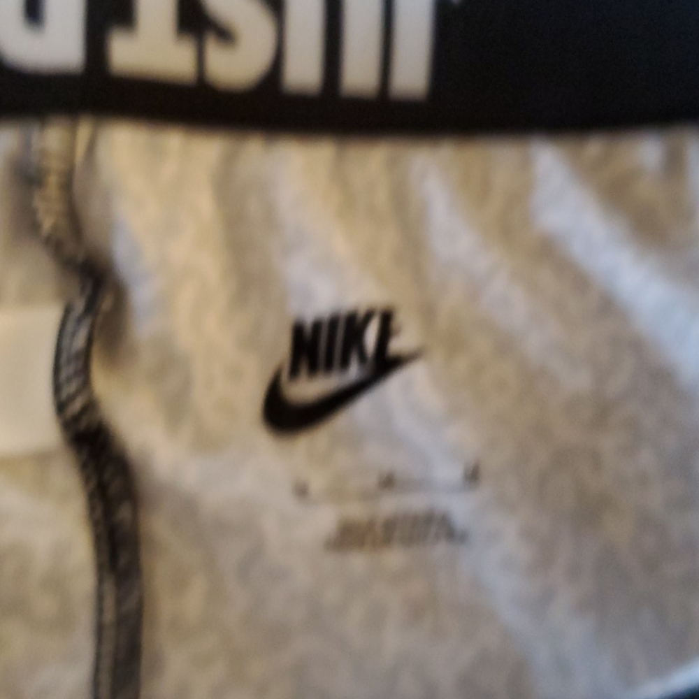 Nike Black & White Leggings Sz. M - Picture 6 of 7